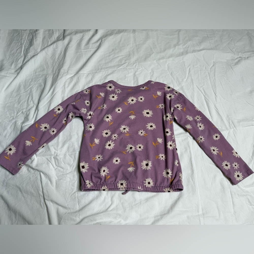 Size 6 Carter’s Girl Outfit - Size 6 Little Girl Clothes - Picture 4 of 8